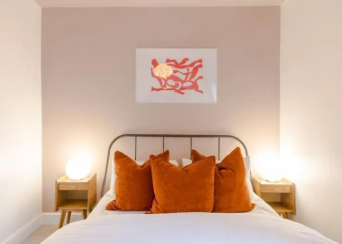 The Clissold, Two Bedroom Apartment N5